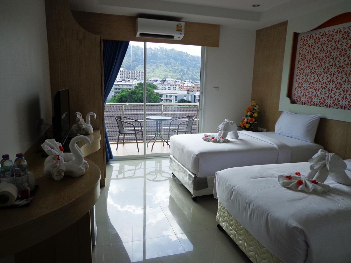 Red Sapphire Hotel Patong Екстериор снимка